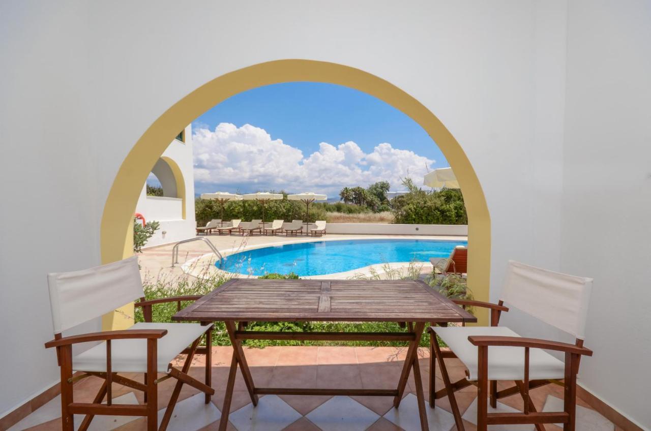 Hotel Fanis Agia Anna  Екстер'єр фото