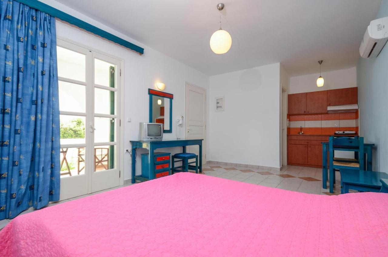 Hotel Fanis Agia Anna  Екстер'єр фото